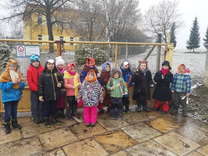 „Pečení“ rafaelo kuliček a masopustní průvod 2020 - Image 1