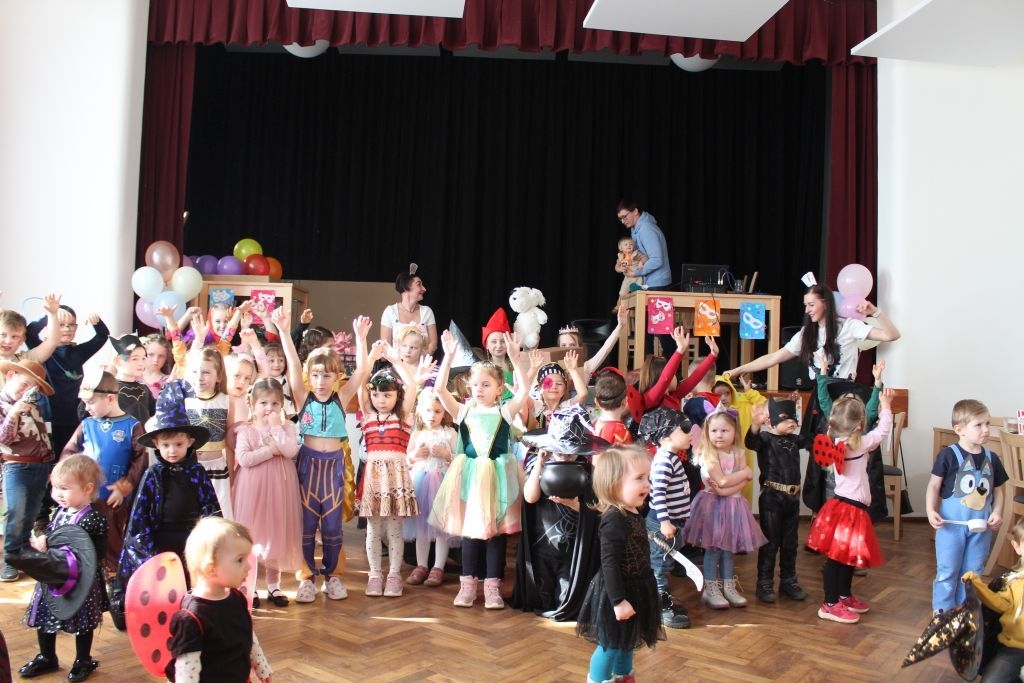 Maškarní bál 28. 2. 2026_část 1