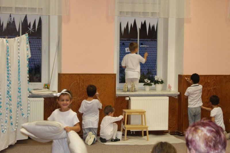 Vánoční představení - Image 16