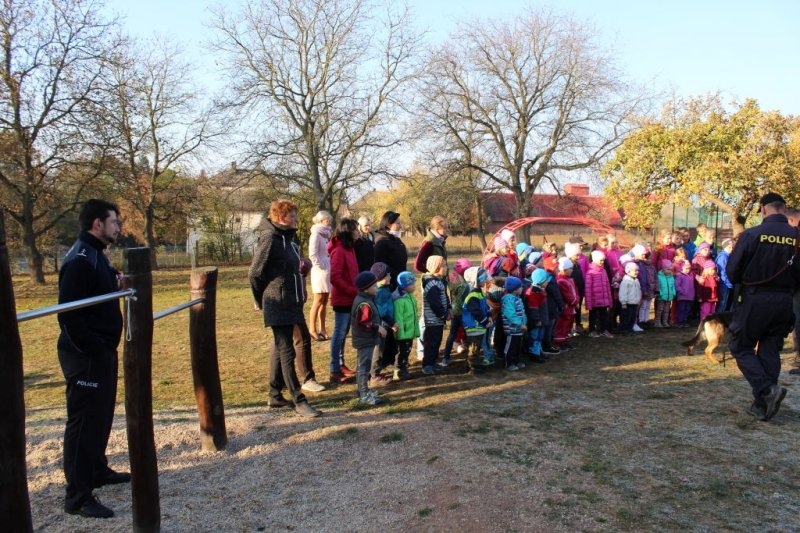 Návštěva od policie &#8211; 22. 10. 2018 - Image 11
