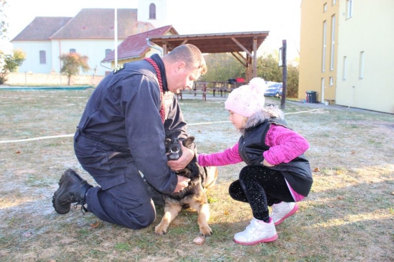Návštěva od policie &#8211; 22. 10. 2018 - Image 14
