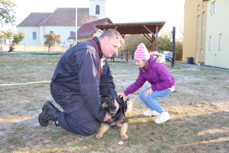 Návštěva od policie &#8211; 22. 10. 2018 - Image 16