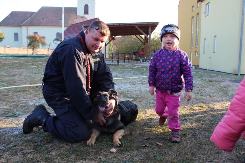 Návštěva od policie &#8211; 22. 10. 2018 - Image 20