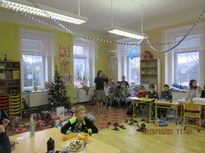 Vánoční nadílka v ZŠ - Image 8