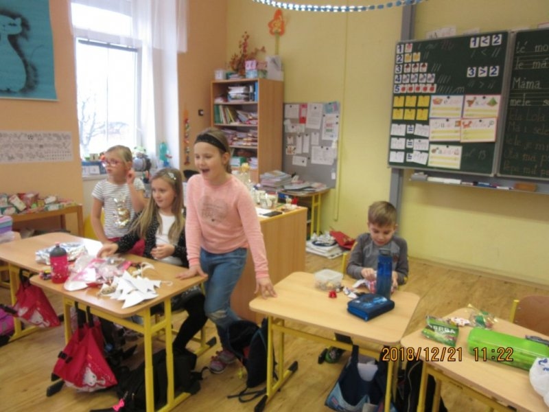 Vánoční nadílka v ZŠ - Image 17