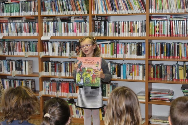 Pasování prvňáků na čtenáře &#8211; 3. 5. 2019 - Image 14