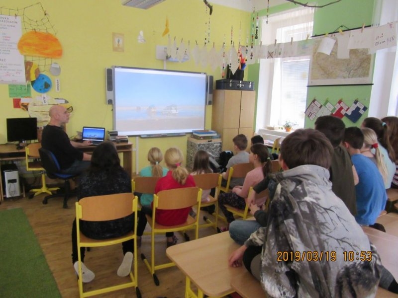 Afrika &#8211; promítání a beseda s P. Urbanem - Image 1