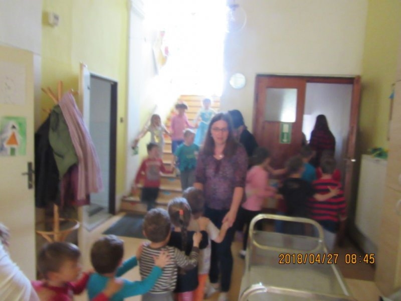 Cvičná evakuace 27.4.2018 - Image 1