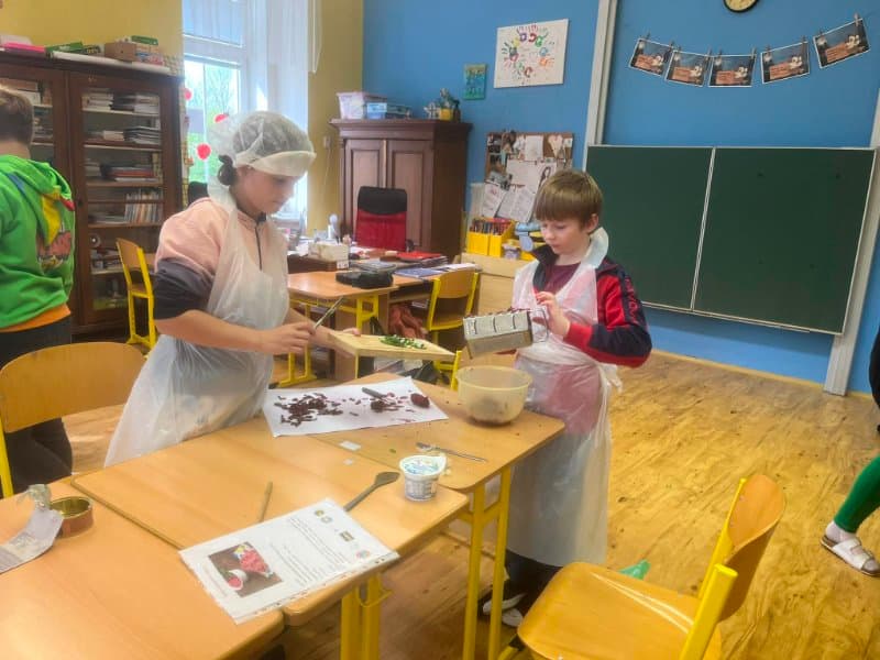 Školní družina ZŠ Lužany - tvořivé aktivity