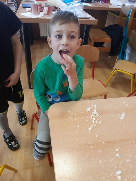 „Pečení“ rafaelo kuliček a masopustní průvod 2020 - Image 12