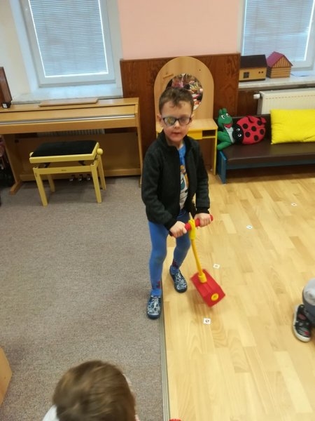 Vánoční nadílka v Mateřské škole - Image 7