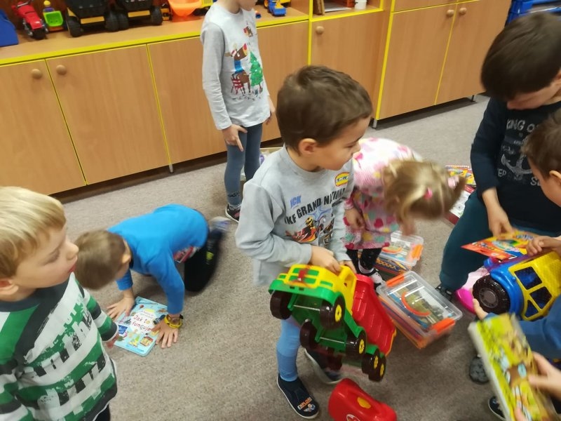 Vánoční nadílka v Mateřské škole - Image 19