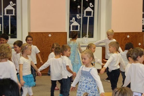 Vánoční besídka dětí MŠ – 12. 12. 2019 - Image 5