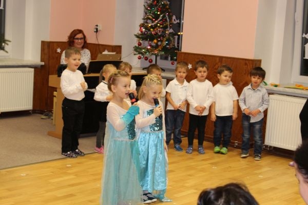 Vánoční besídka dětí MŠ – 12. 12. 2019 - Image 8