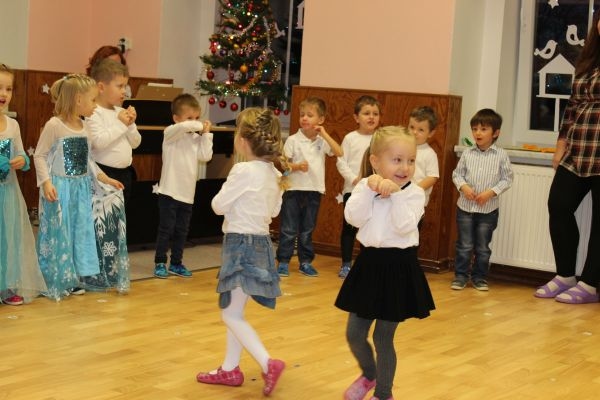 Vánoční besídka dětí MŠ – 12. 12. 2019 - Image 13