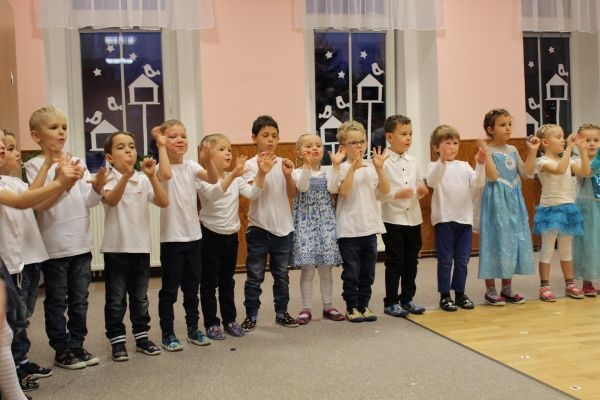 Vánoční besídka dětí MŠ – 12. 12. 2019 - Image 14