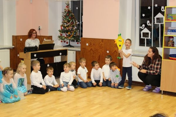 Vánoční besídka dětí MŠ – 12. 12. 2019 - Image 16