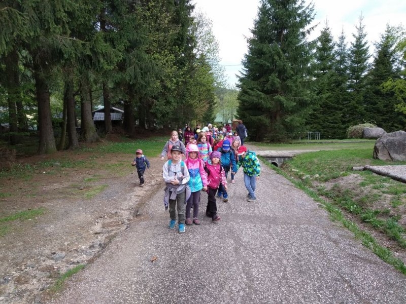Výlet ZŠ a MŠ (předškoláci) 20. 5. 2019 – Sklárna Harrachov, Mumlavské vodopády - Image 6